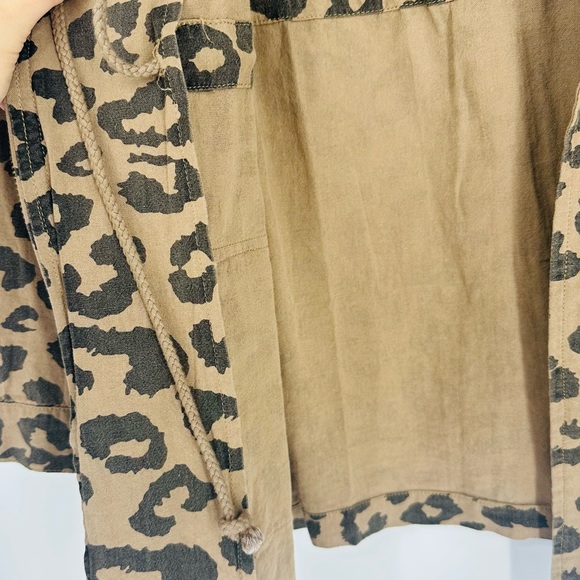 NEW Ellison Leopard Print Zip Up Utility Jacket Adjustable Drawstring Size S - Picture 7 of 12
